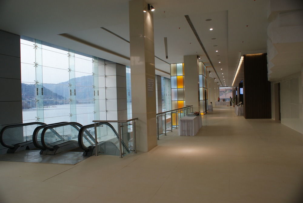 Mercure Lavasa - An Accorhotels Brand Пуна Экстерьер фото